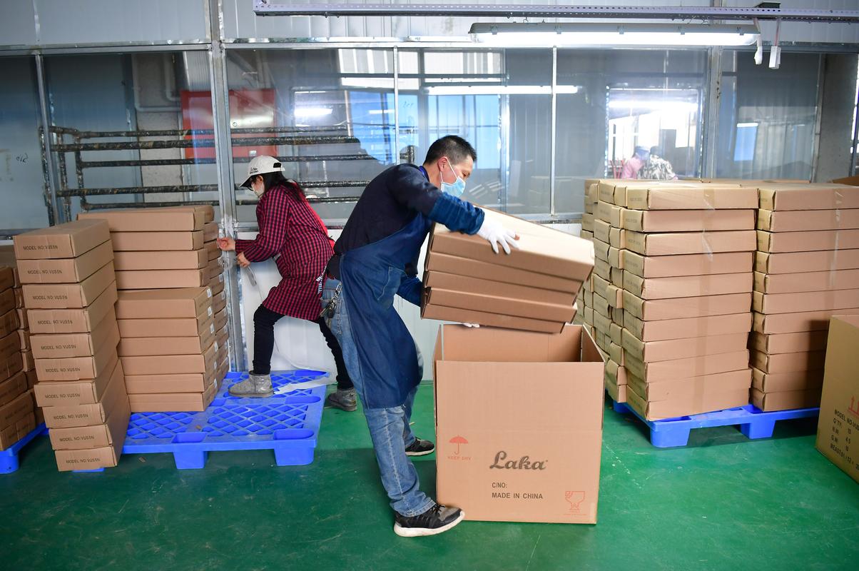 陕西城固:乐器厂复工忙